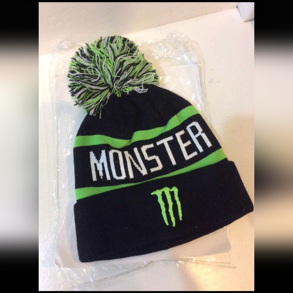NEW Monster Winter Toque